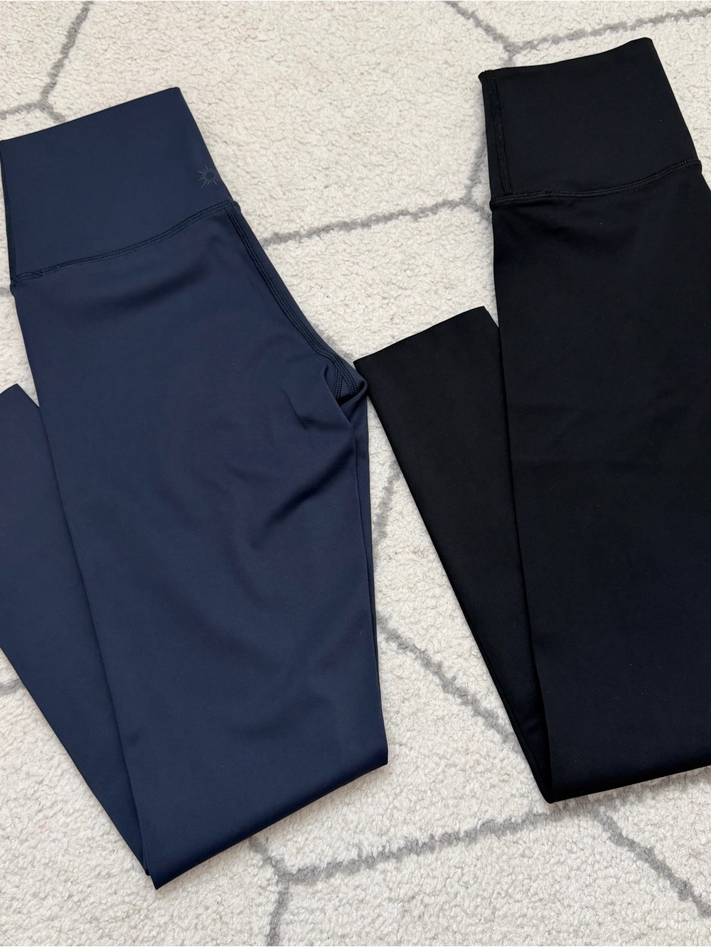 Aerie OFFLINE Goals High-Rise Athletic Leggings - 2 pairs Navy and Black